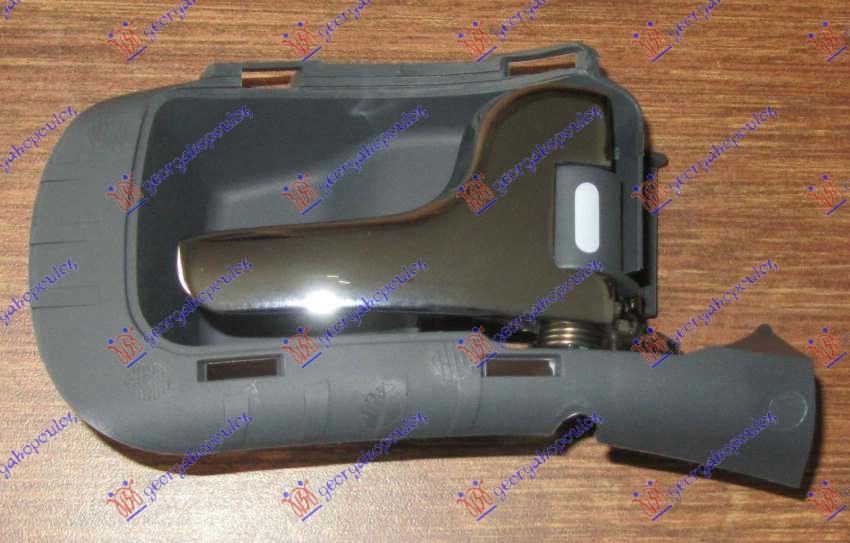 KVAKA PREDNJIH VRATA UNUTRASNJA HROM - DESNO