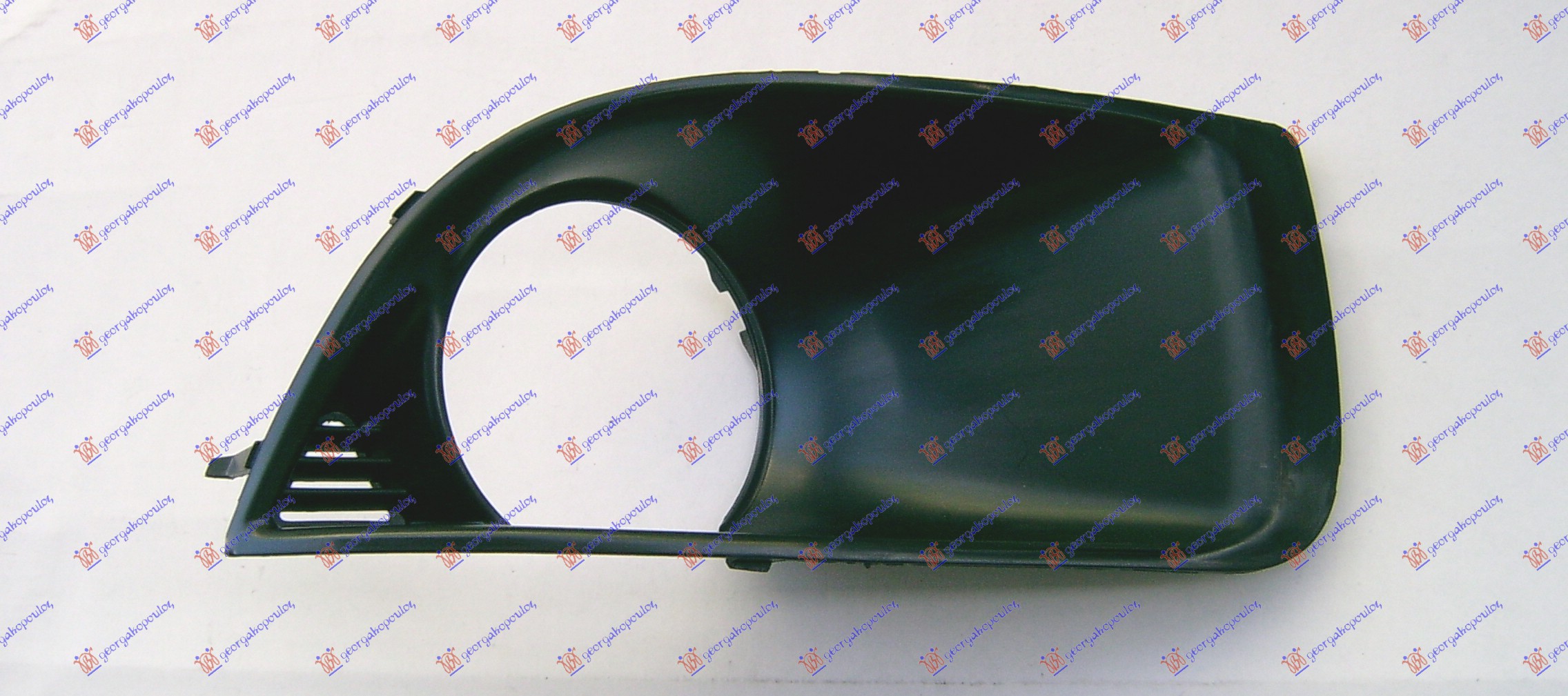 RESETKA PREDNJEG BRANIKA (SA MAGLENKOM) 04-06 - LEVO