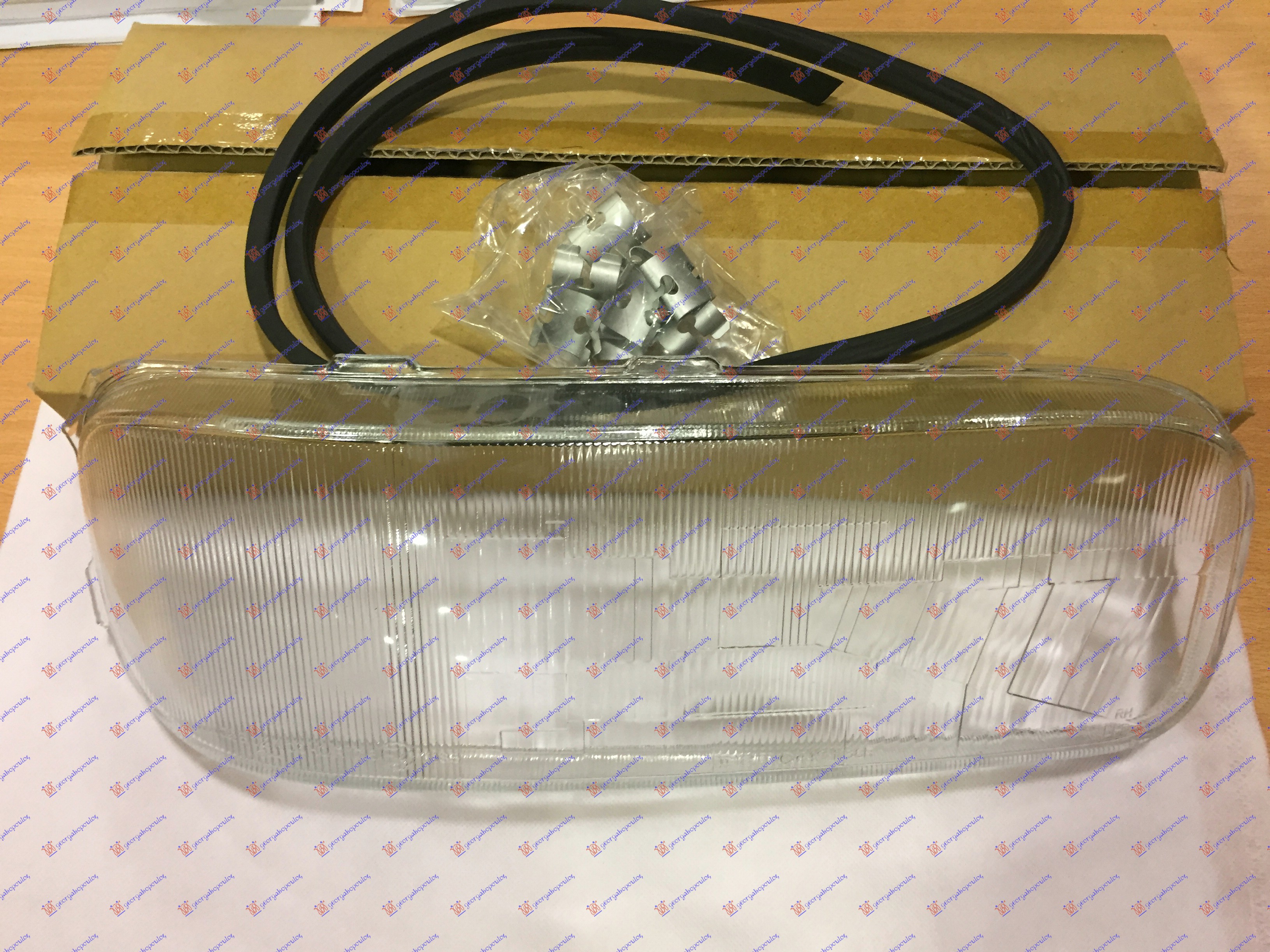 STAKLO FARA -04 (DEPO) - DESNO