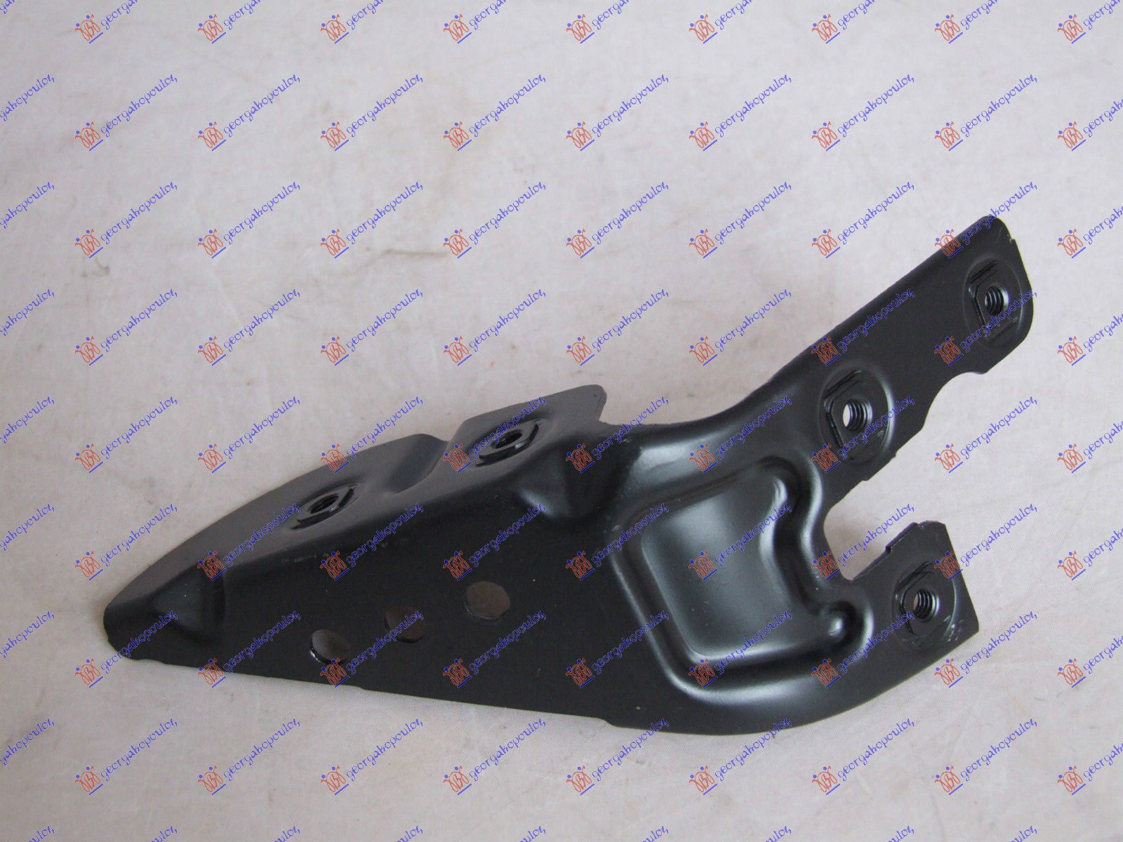 NOSAC PREDNJEG BRANIKA - DESNO