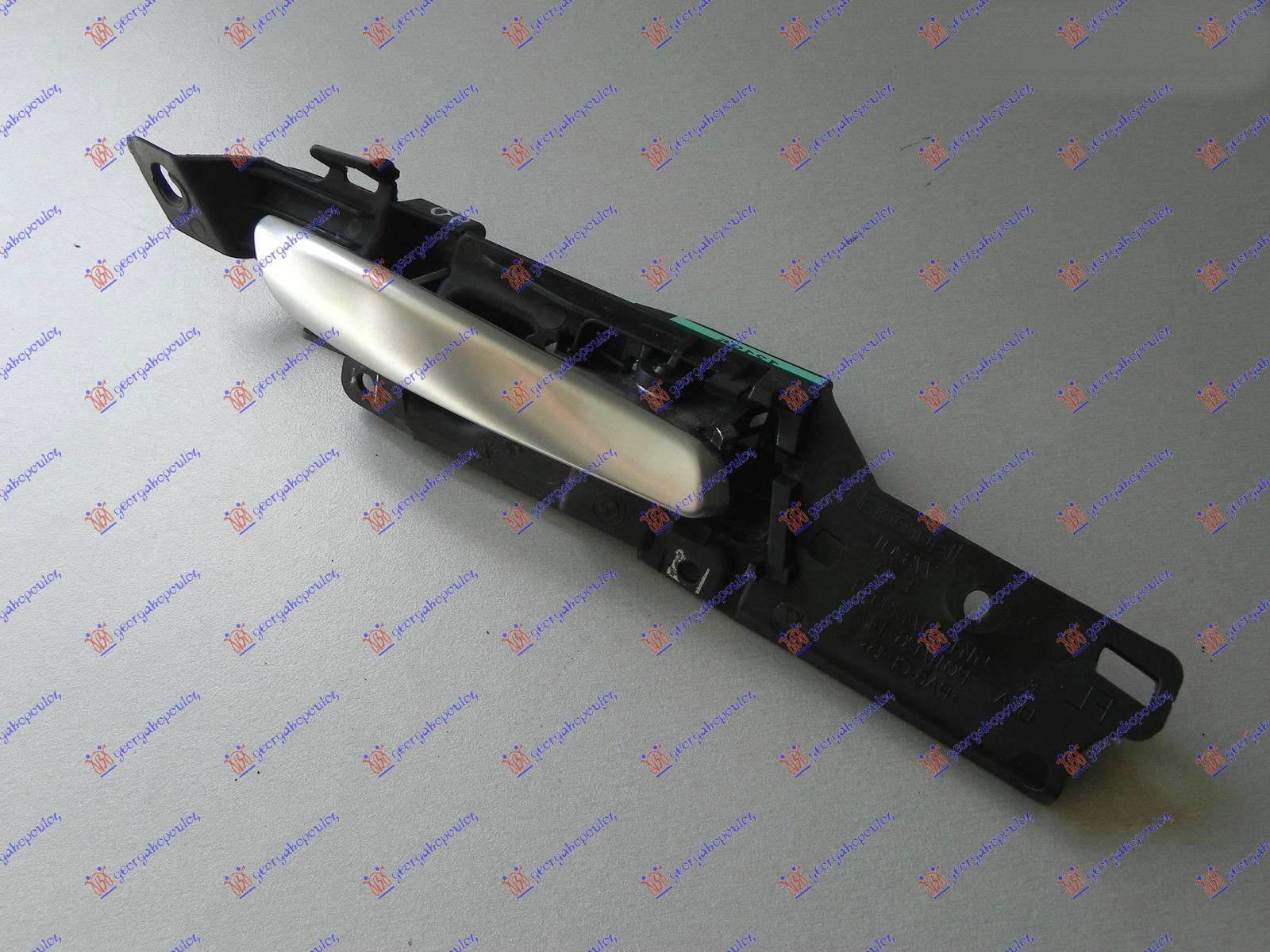 KVAKA PREDNJIH VRATA UNUTRASNJA - DESNO