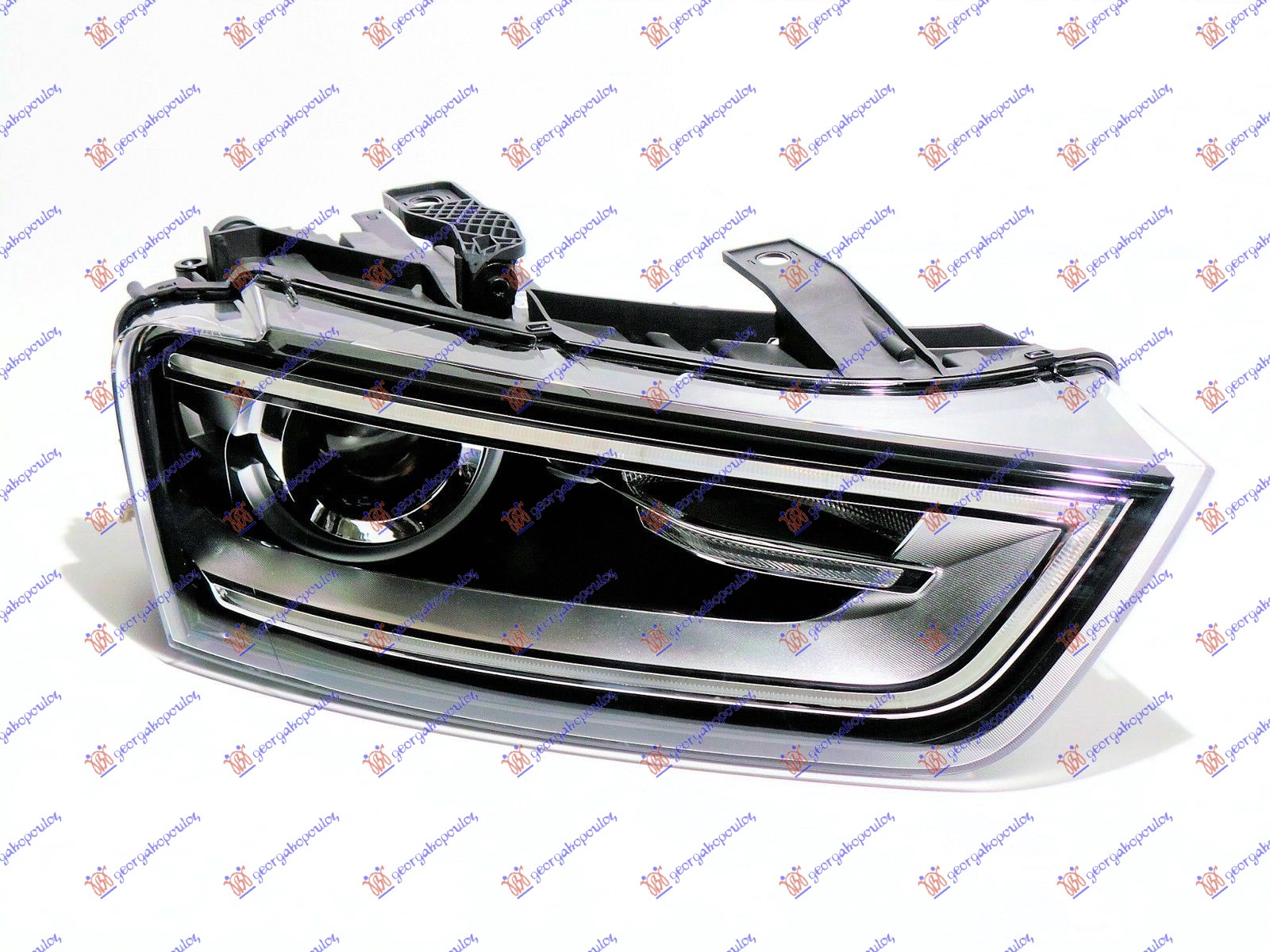 FAR XENON LED DNEVNIM SVETLOM (ZKW TIP) (DEPO) - DESNO