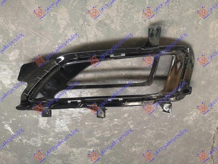 RESETKA PREDNJEG BRANIKA (SA MAGLENKOM) (LED DNEVNO SVETLO) - LEVO