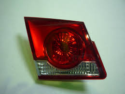STOP LAMPA UNUTRASNJA 4 VRATA (KINA)